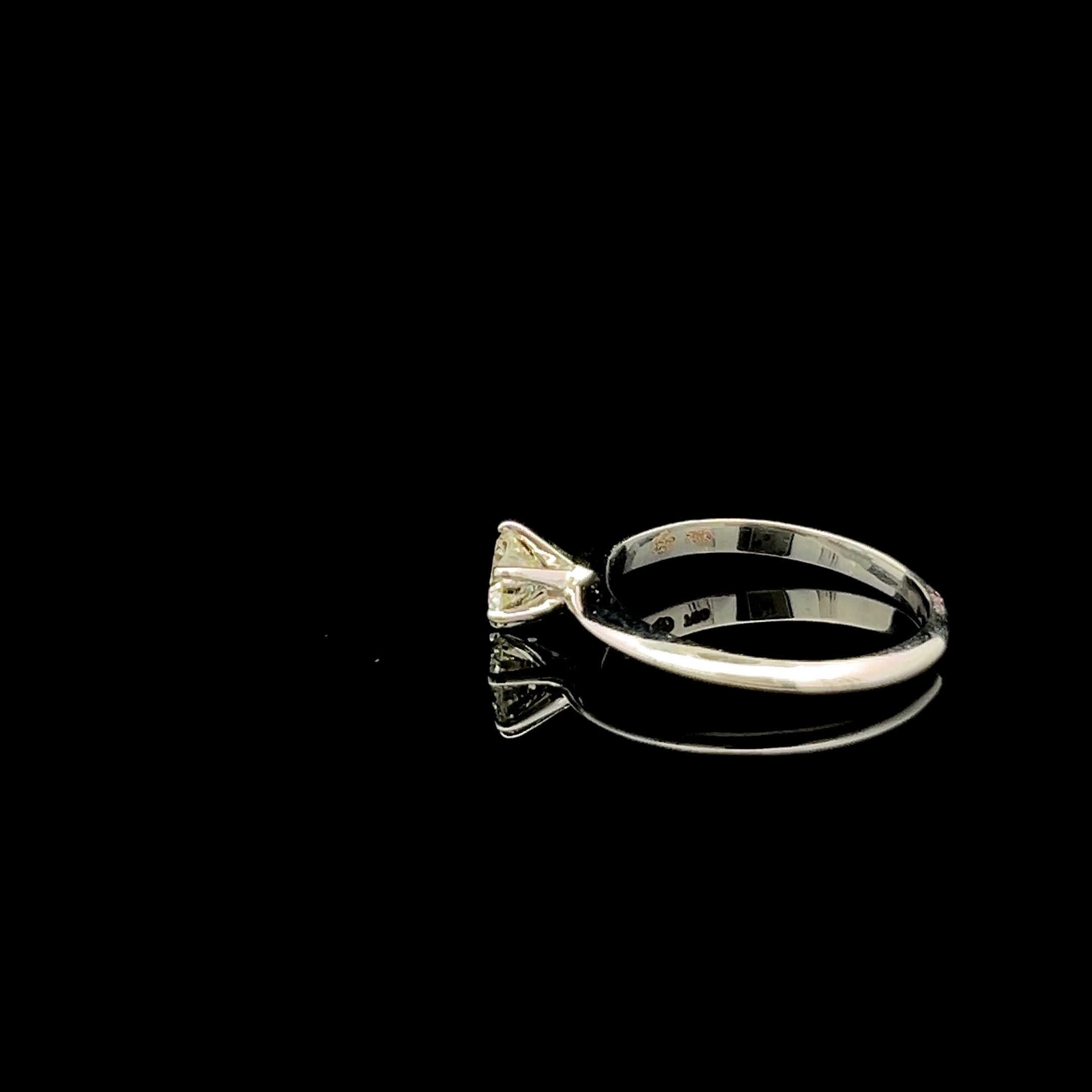 Anillo Solitario Diamante 0,55 cts- Oro Blanco